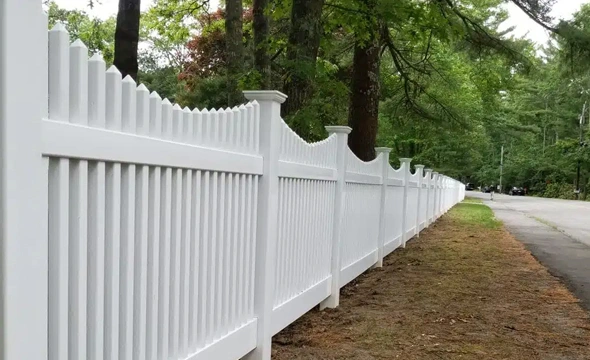 Commercial Vinyl Fence Service in Driscoll, TX