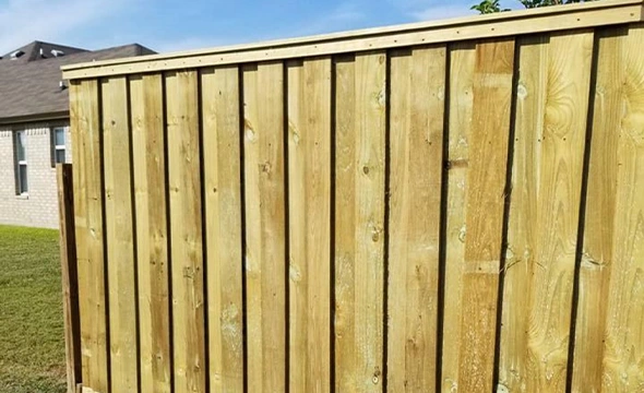 Vinyl Fence Installation Contractor in Flour Bluff, TX